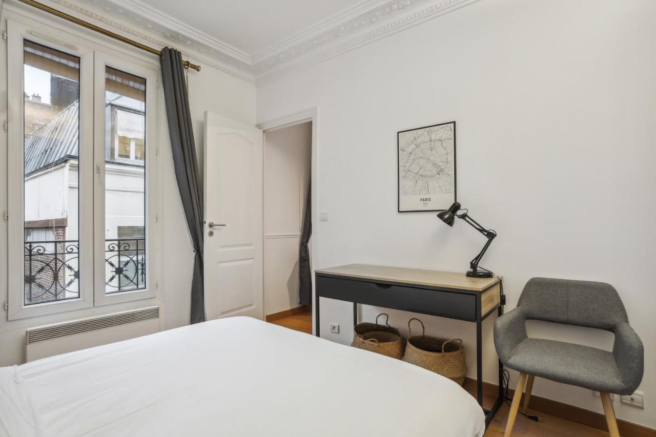 Superbe 2 Pieces Au Coeur Du Xvieme Bed and Breakfast Paris Eksteriør billede
