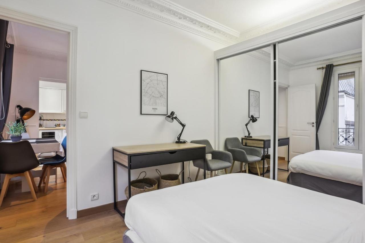 Superbe 2 Pieces Au Coeur Du Xvieme Bed and Breakfast Paris Eksteriør billede